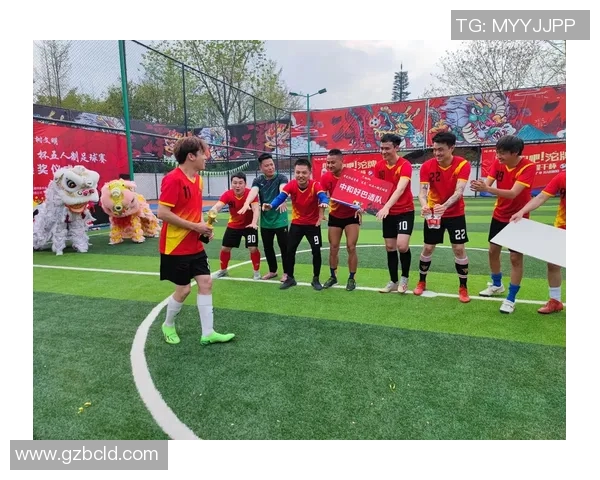 成都乒乓球队在邀请赛中的状态表现与欧冠足球的精彩对比分析 成都乒乓球队在邀请赛中的状态表现与欧冠足球的精彩对比分析