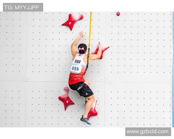 上海攀岩队在运动世界攀岩锦标赛中以67分领跑积分榜展现强大实力 上海攀岩队在运动世界攀岩锦标赛中以67分领跑积分榜展现强大实力