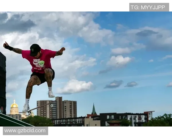 南京滑板队的盯防体育现象及其对运动滑板发展的影响解析